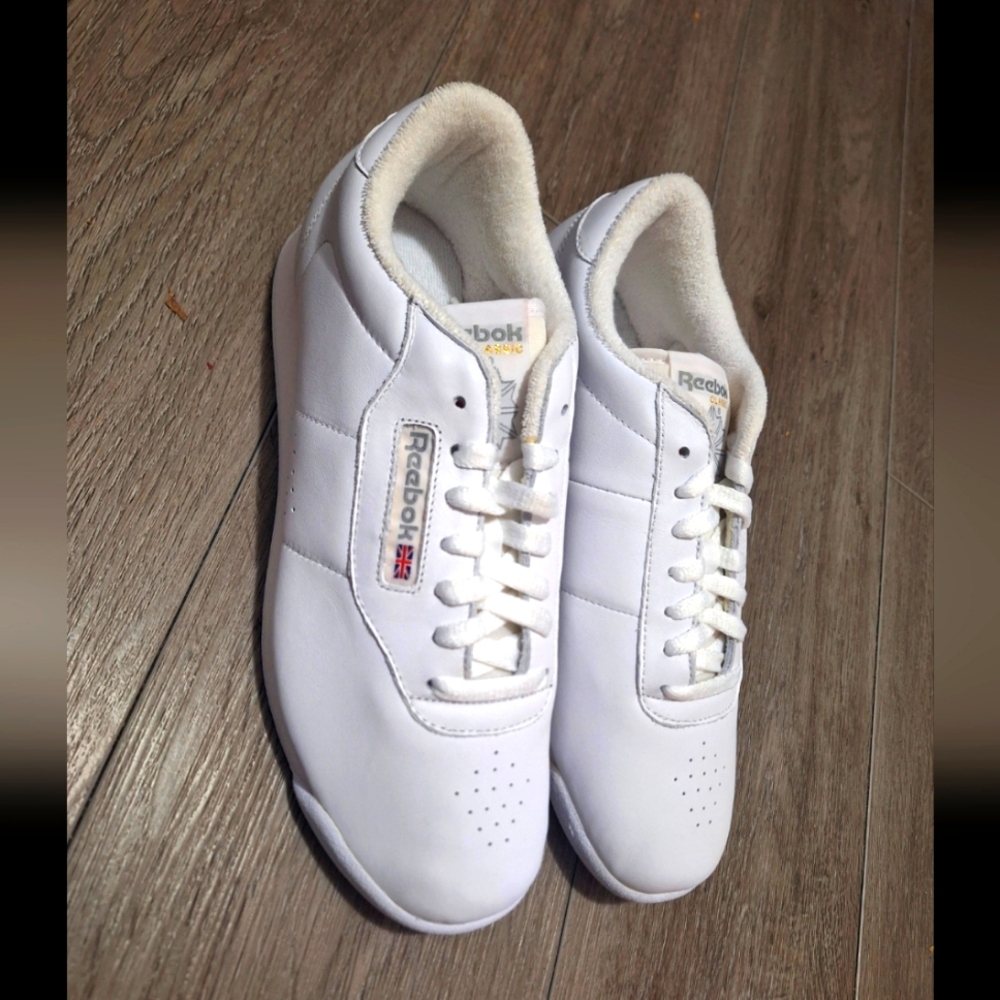 New Reebok Clasic Princess Sneakers Womans size 9.5